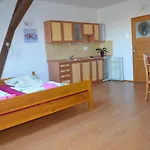 Hotel Famozclub