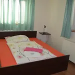 Famozclub Hotel