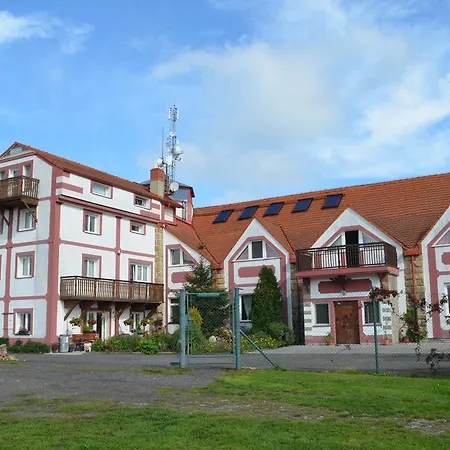 Hotel Famozclub 3*