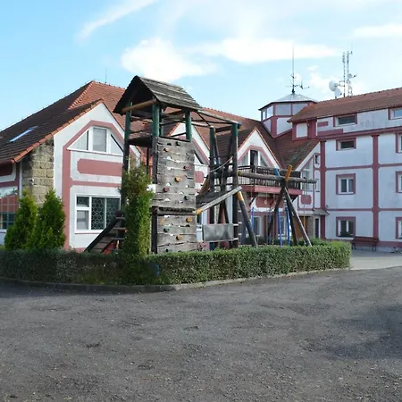 Hotel Famozclub