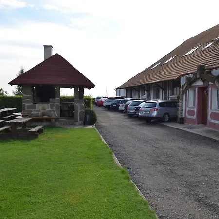Famozclub Bakov nad Jizerou
