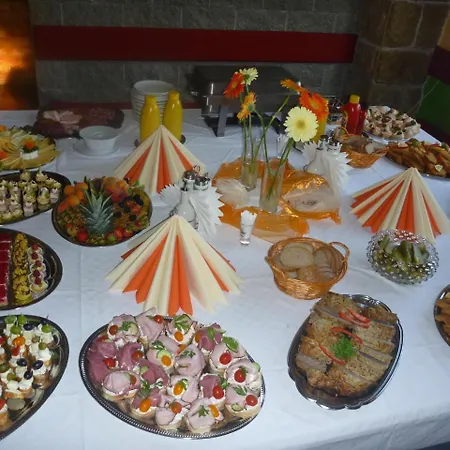 Famozclub Bakov nad Jizerou