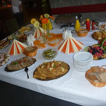 Famozclub Hotel